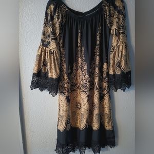 4/$20 White Mark Tunic